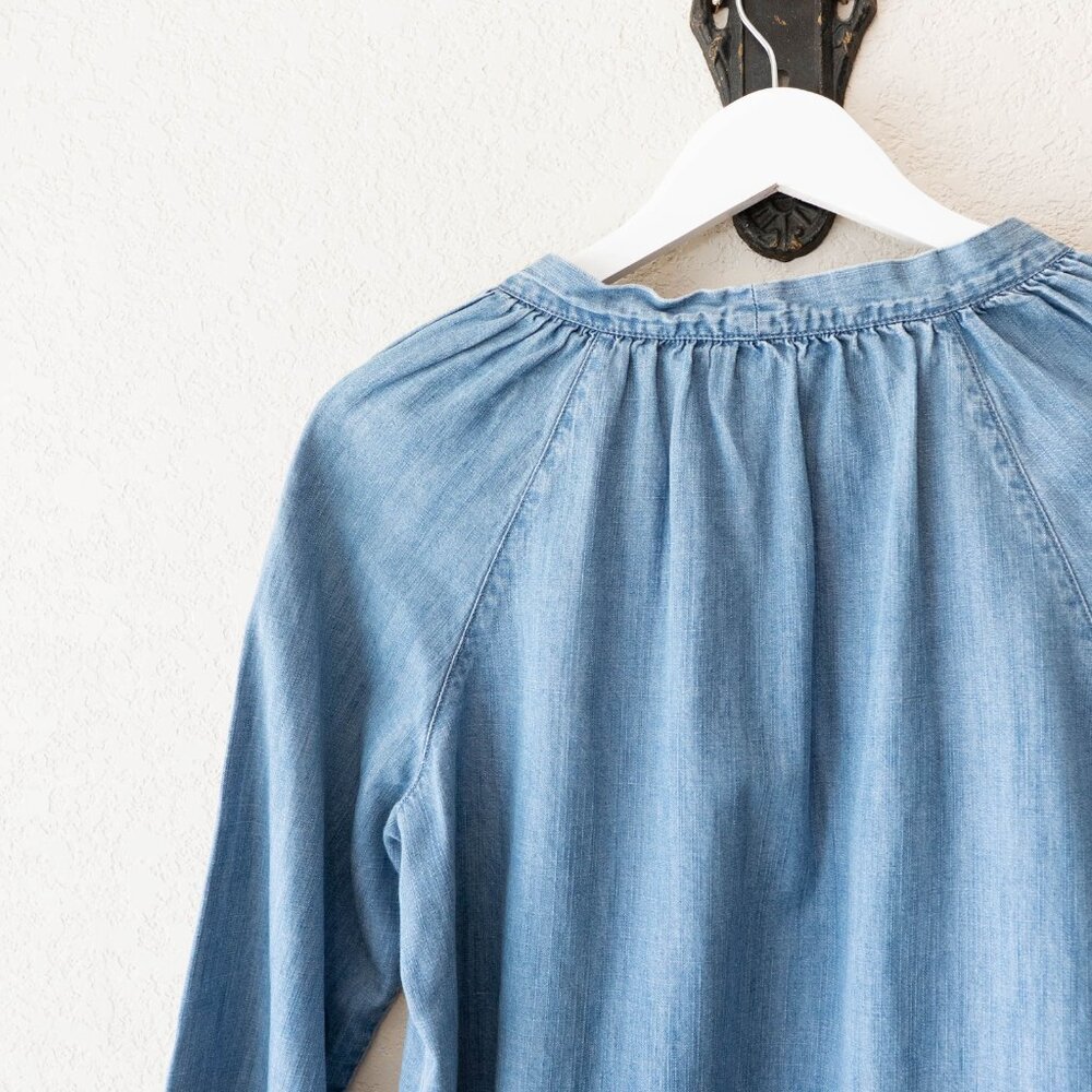 Madewell Chambray Top XS Blue Cotton Lyocell Tie Neck Boho Lightweight Blouse - Picture 9 of 12